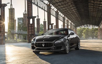 2017 Maserati Quattroporte GTS wallpaper thumbnail.