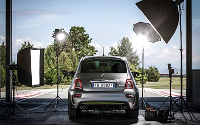 2020 Fiat Abarth 595 Pista wallpaper thumbnail.